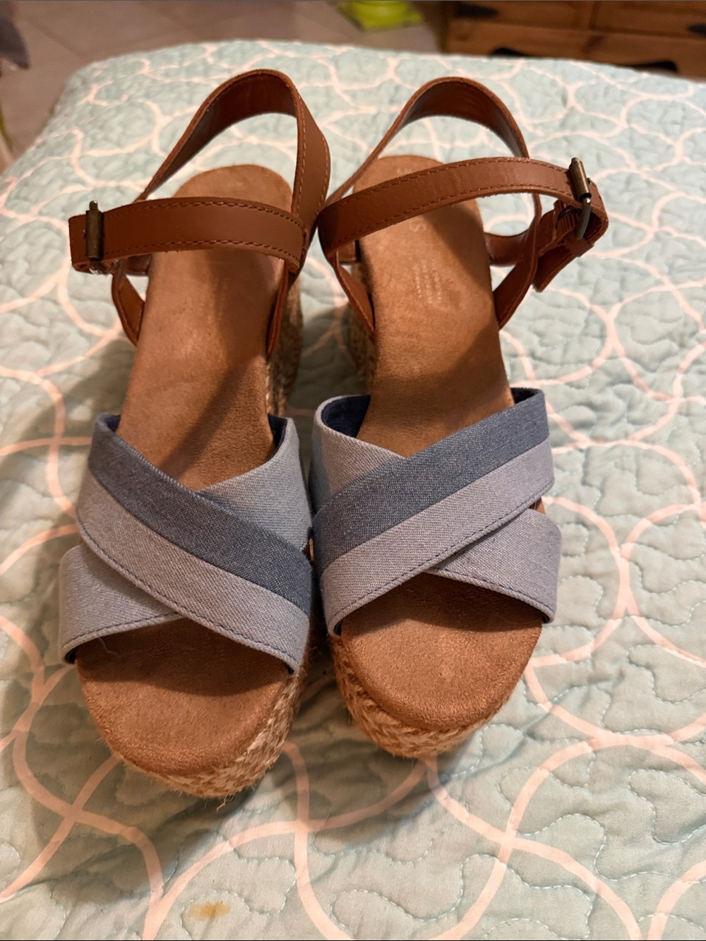 Toms Two-Tone Blue Crossband Wedge Sandals with Brown Ankle Strap